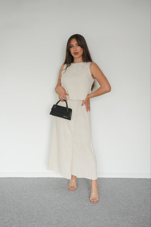 Ensemble en lin beige